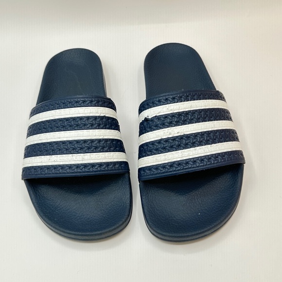 Adidas - Picture 3 of 8